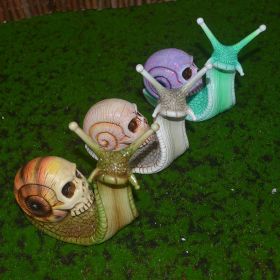 Halloween Skeleton Snail Skull Sculpture Garden Home Decoration Resin Crafts (Color: Green)